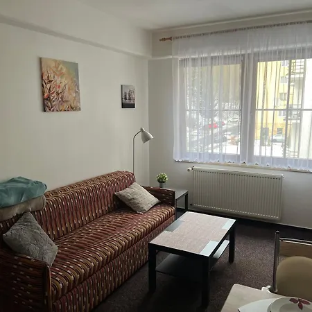 Apartman Kasl * ヤーヒモフ